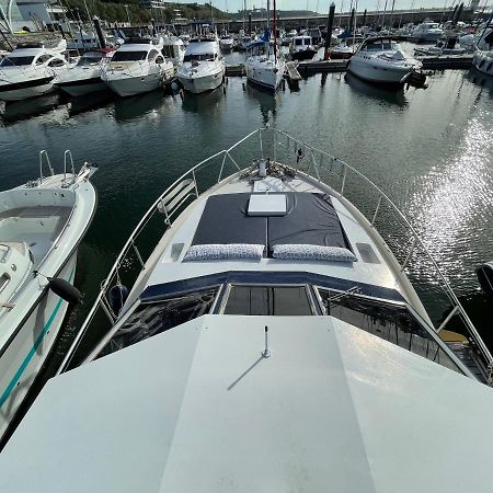 Infantman Yatch Hotel Vila Nova de Gaia Bagian luar foto