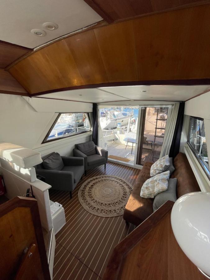 Infantman Yatch Hotel Vila Nova de Gaia Bagian luar foto