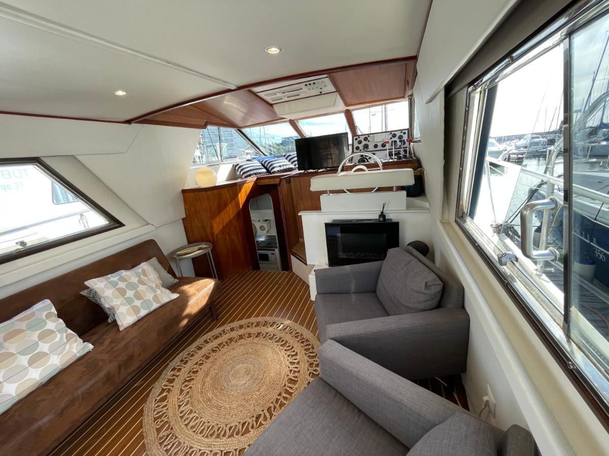 Infantman Yatch Hotel Vila Nova de Gaia Bagian luar foto