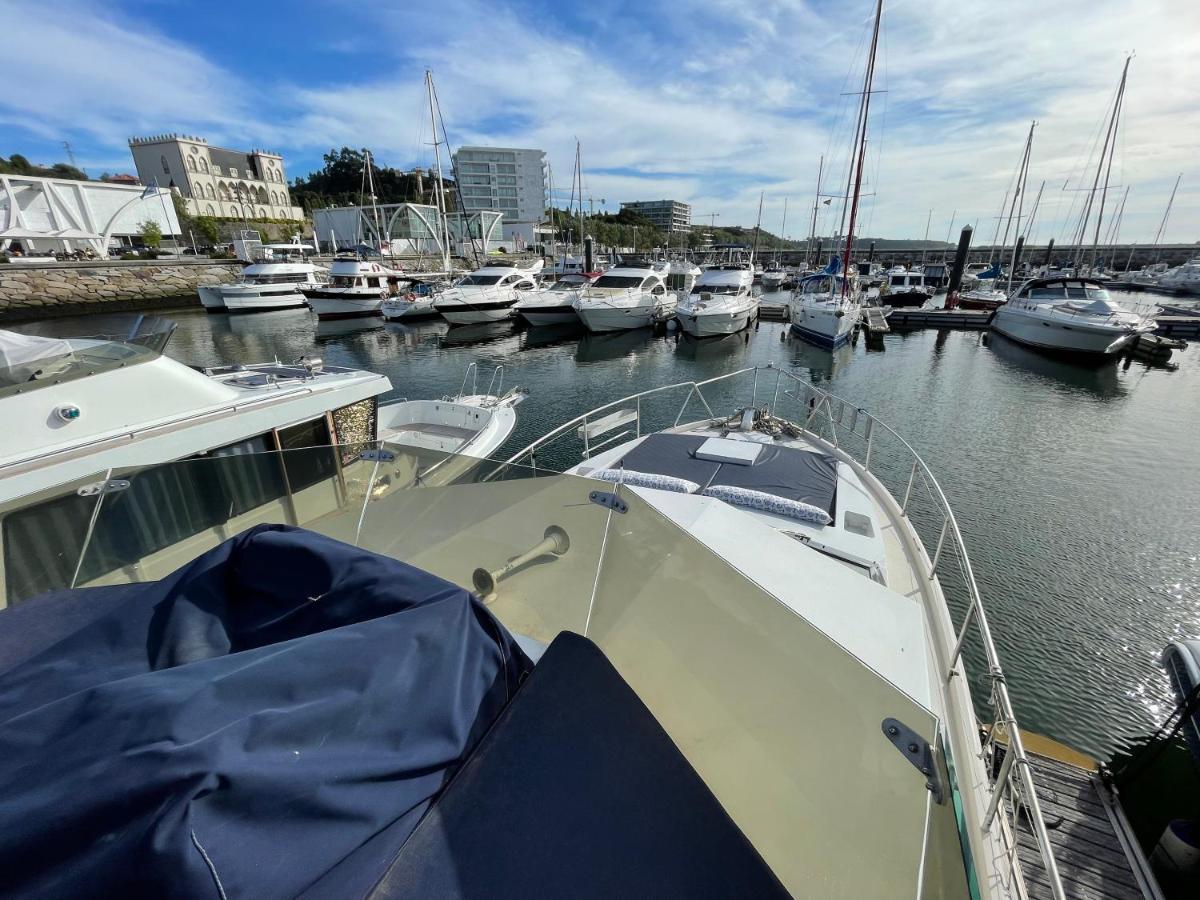Infantman Yatch Hotel Vila Nova de Gaia Bagian luar foto