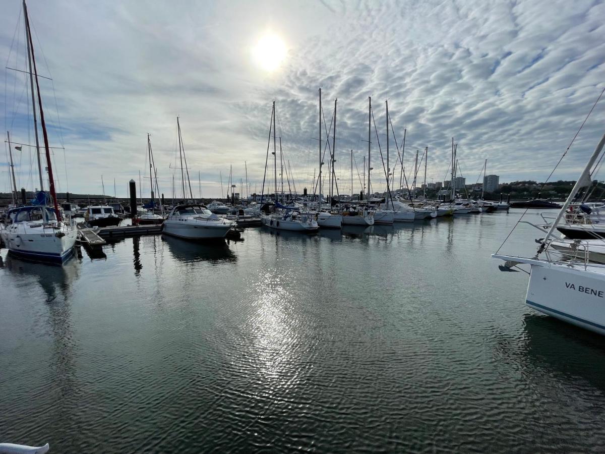 Infantman Yatch Hotel Vila Nova de Gaia Bagian luar foto