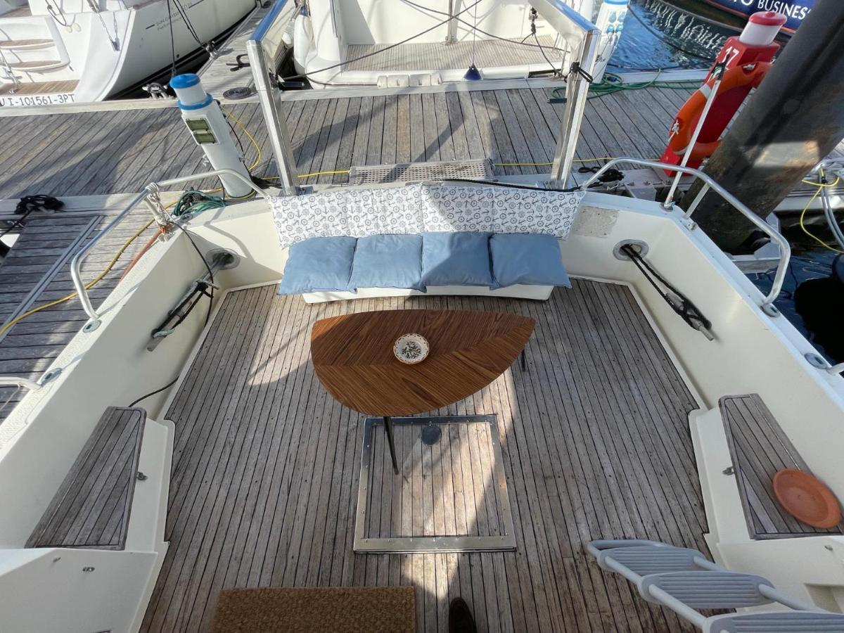 Infantman Yatch Hotel Vila Nova de Gaia Bagian luar foto
